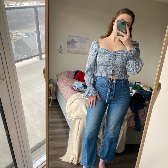 Puff sleeve blouse - Picture 2 of 4